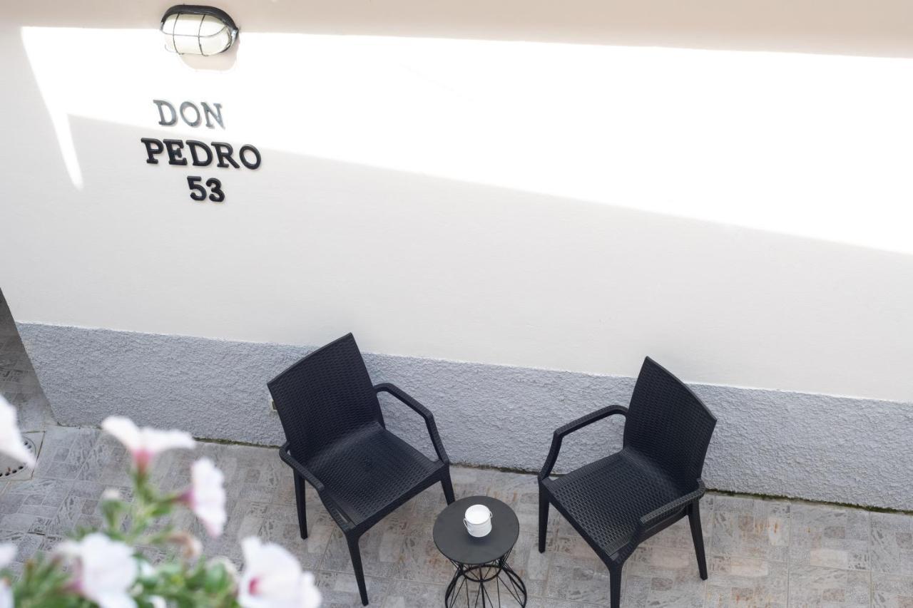 Don Pedro 53 Hotel Tresnuraghes Bagian luar foto