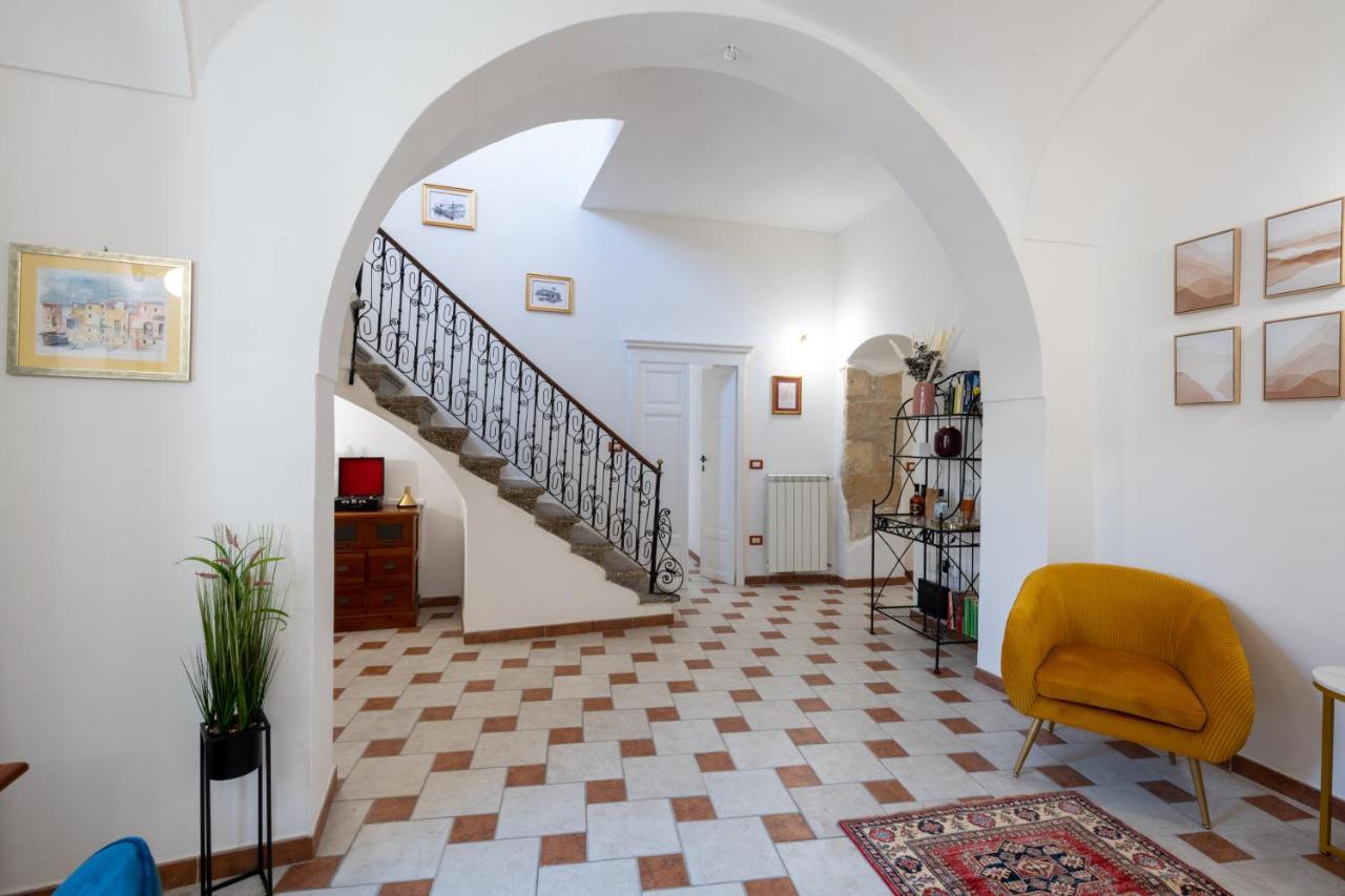 Don Pedro 53 Hotel Tresnuraghes Bagian luar foto